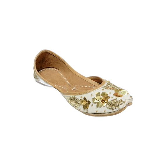 Traditional Indian Women Ladies Embroidered Punjabi Juttis Mojari Ethnic Shoes Handmade White Golden Jutti Comfort Flat Shoes