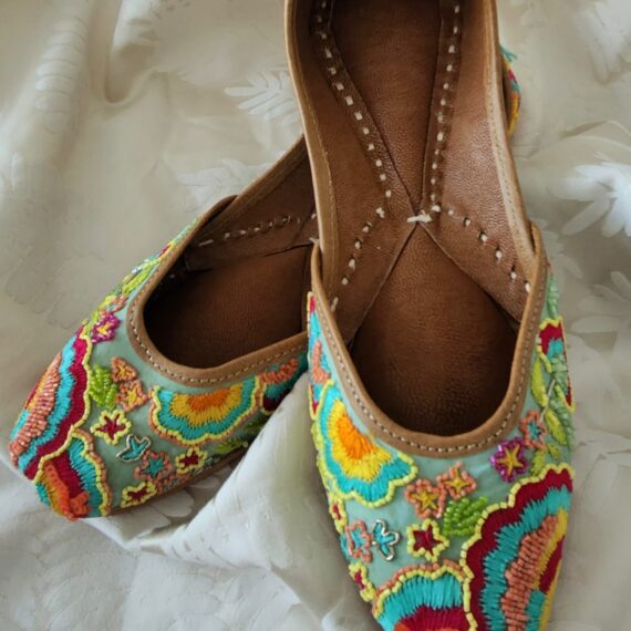 Traditional Indian Punjabi Juttis Women Ladies Mojari Ethnic Shoes Handmade Jutti Comfort Flat Shoes Blue