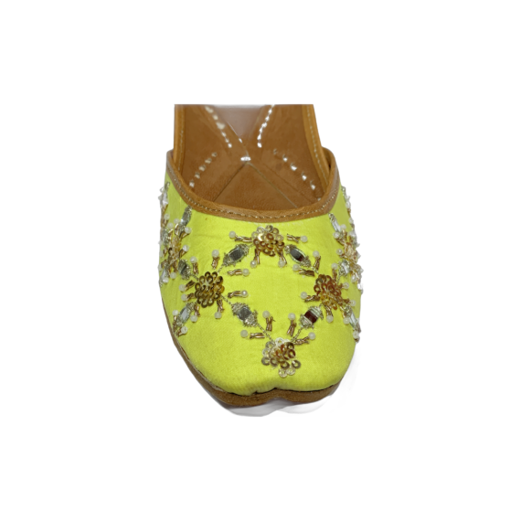 Traditional Indian Women Ladies Embroidered Punjabi Juttis Mojari Ethnic Shoes Handmade Yellow Jutti Comfort Flat Shoes