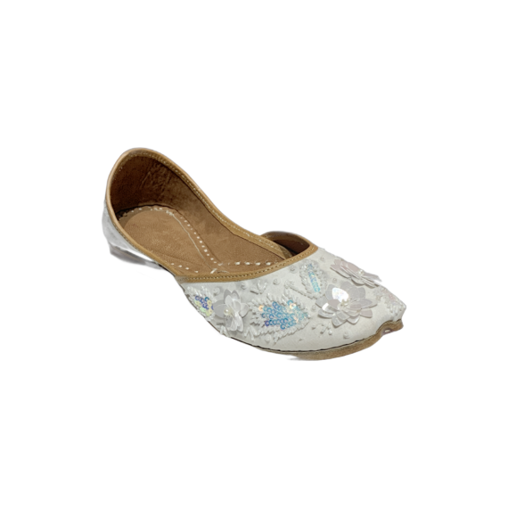 Traditional Indian Women Ladies Embroidered Punjabi Juttis Mojari Ethnic Shoes Handmade Off White Jutti Comfort Flat Shoes