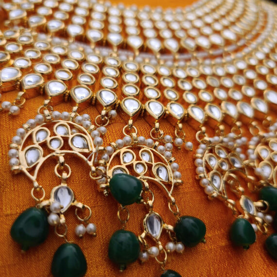 Indian Traditional Bollywood Fashion Kundan Bridal Jewelry Set with Choker Earrings Maang Tikka for Women