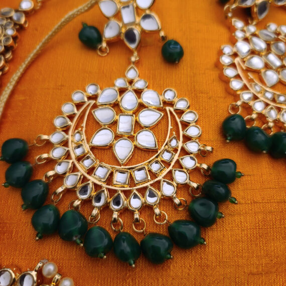 Indian Traditional Bollywood Fashion Kundan Bridal Jewelry Set with Choker Earrings Maang Tikka for Women