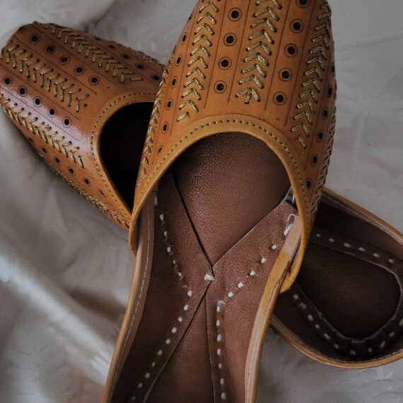 Traditional Indian Punjabi Juttis Women Ladies Mojari Ethnic Shoes Handmade Jutti Comfort Flat Brown