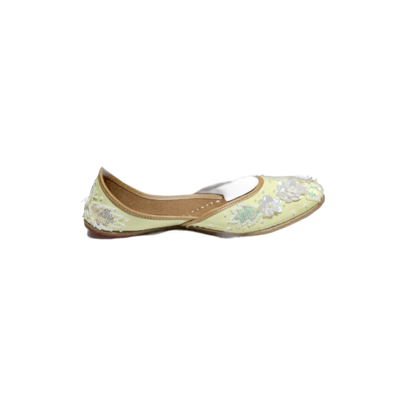 Traditional Indian Women Ladies Light Yellow Embroidered Punjabi Juttis Mojari Ethnic Shoes Handmade Jutti Comfort Flat Shoes