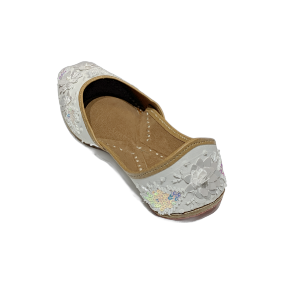 Traditional Indian Women Ladies Embroidered Punjabi Juttis Mojari Ethnic Shoes Handmade Off White Jutti Comfort Flat Shoes