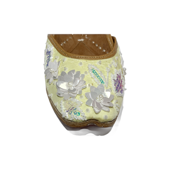 Traditional Indian Women Ladies Light Yellow Embroidered Punjabi Juttis Mojari Ethnic Shoes Handmade Jutti Comfort Flat Shoes