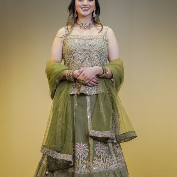 Green Designer Lehenga Choli Mehndi Sangeet Indo Western Partywear Dresses Ladies Girls Ethnic Wear Indian Boutique