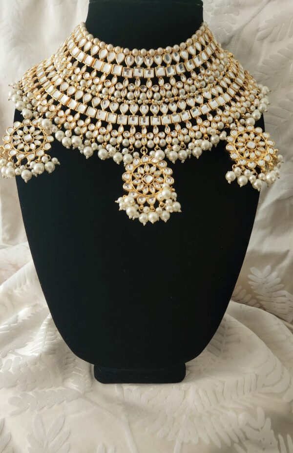 Indian Traditional Bollywood Fashion Kundan Bridal Jewelry Set with Choker Earrings Maang Tikka for Women