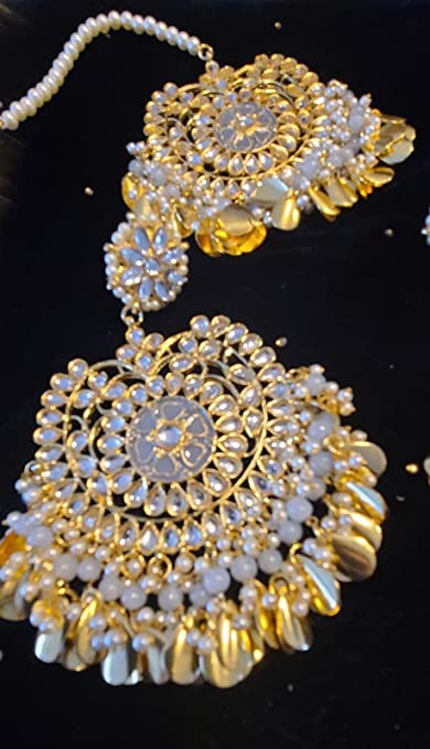 Gray Traditional Kundan & Pearls Gold Plated Maang Tikka & Earrings for Women
