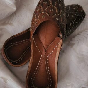 Traditional Indian Punjabi Juttis Women Ladies Mojari Ethnic Shoes Handmade Comfort Flat Shoes/Jutti Brown