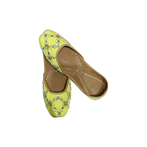 Traditional Indian Women Ladies Embroidered Punjabi Juttis Mojari Ethnic Shoes Handmade Yellow Jutti Comfort Flat Shoes