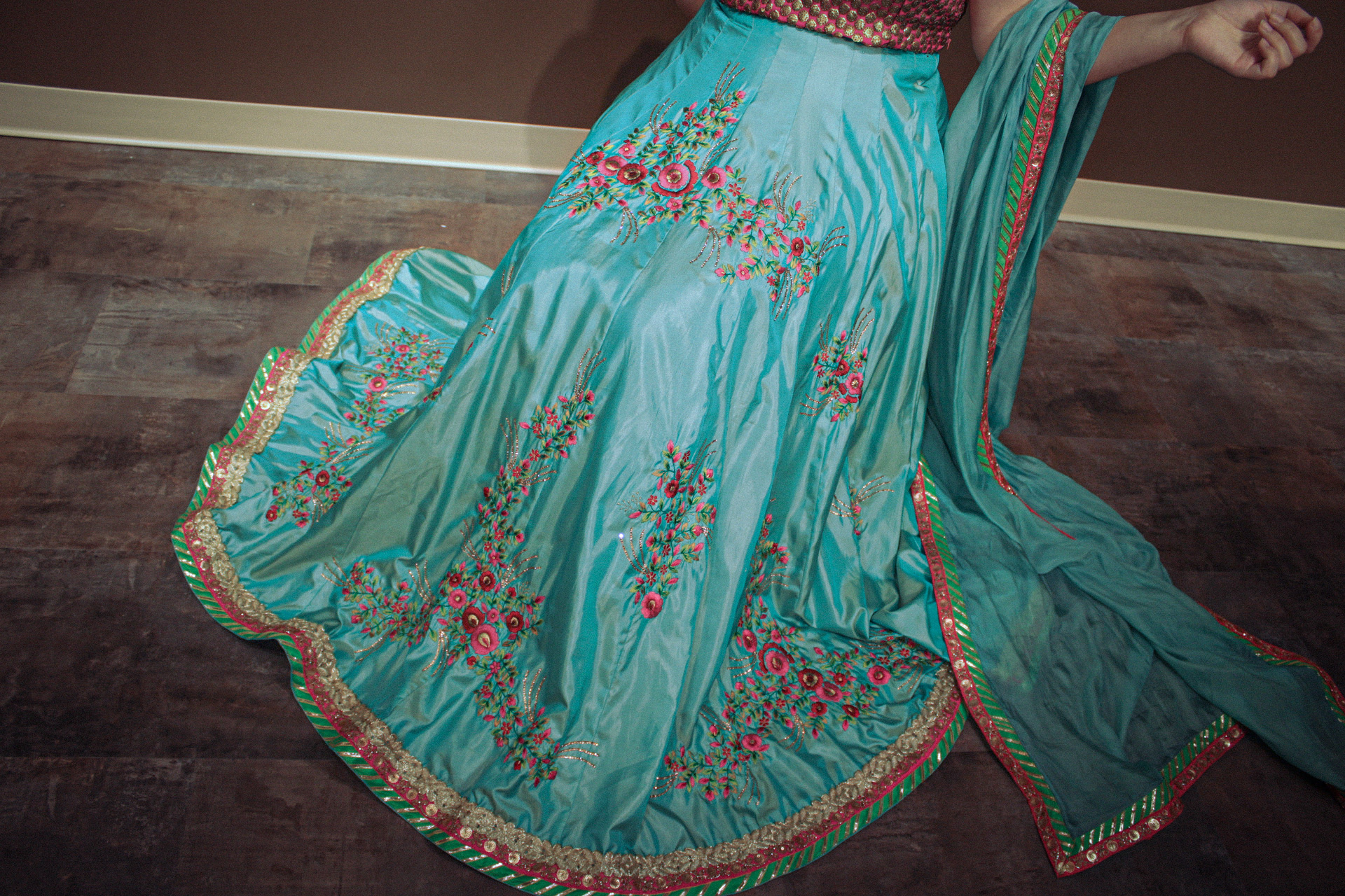 Firozi Lehenga Choli Punjabi Partyware Dresses Wedding Ethnic Wear Handmade Indian Boutique - Image 6